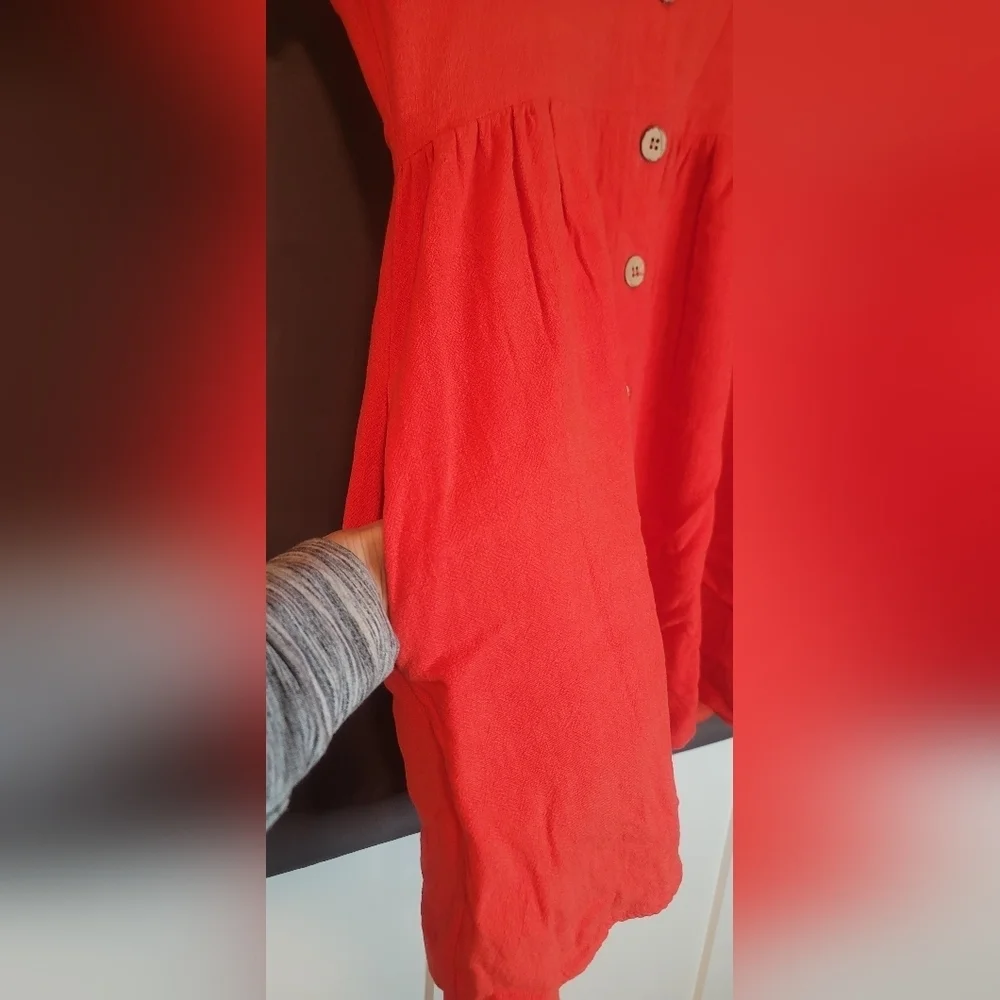 *NEW IN* Viscose And Linen Layered Dress With Pockets And Wooden Buttons Sz M - Picture 3 of 13